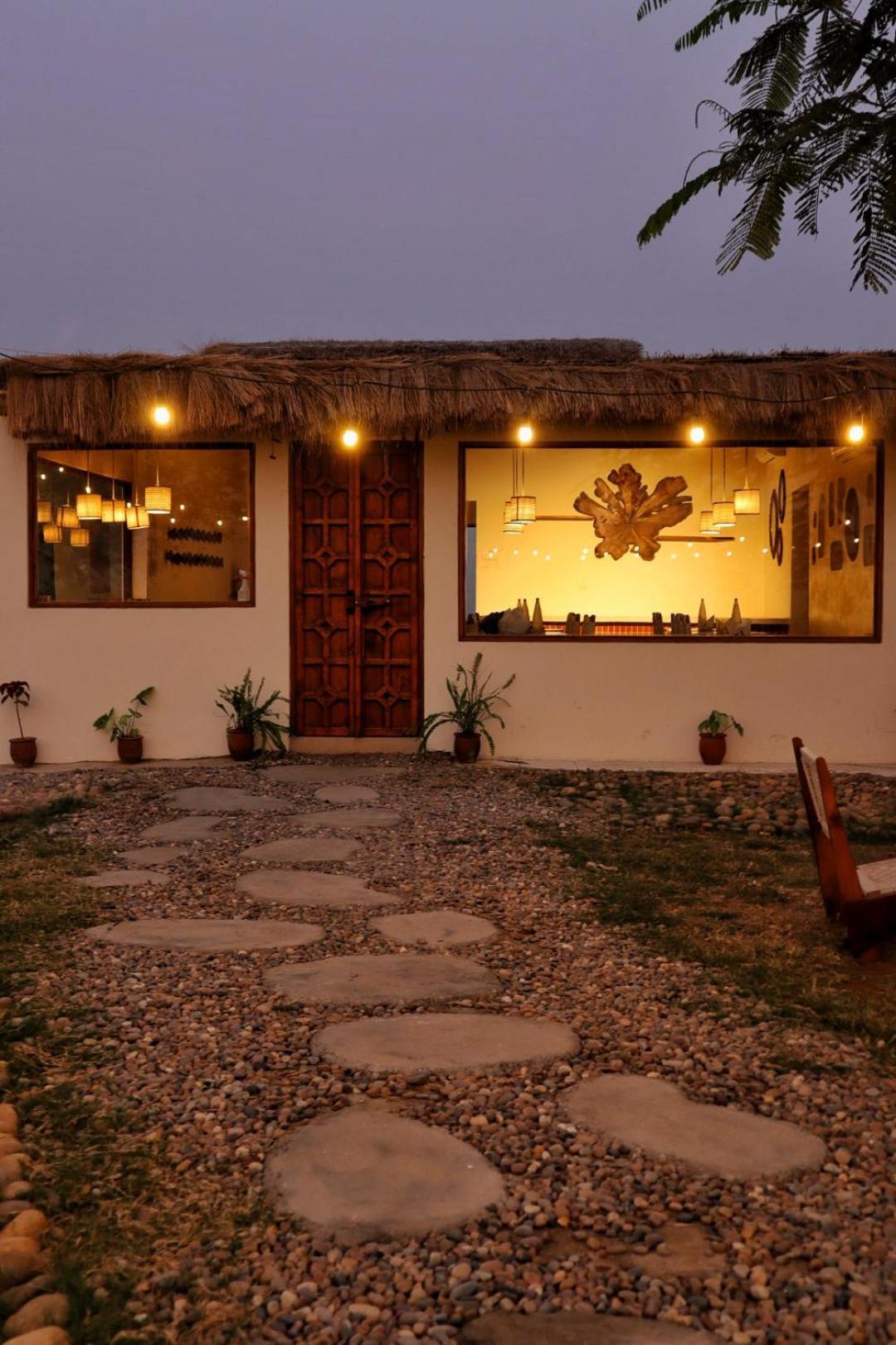 Hotel Agni Eco-Retreat à Una  Extérieur photo